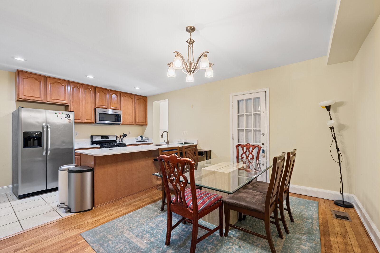 Kitchen / Dining